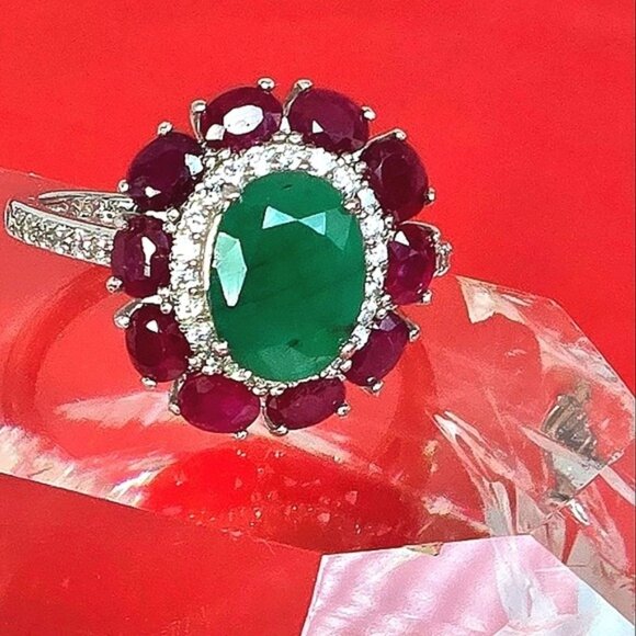 925 Sterling Silver Ring with Natural Emerald 11x8mm & Ruby Gemstone - Picture 9 of 16